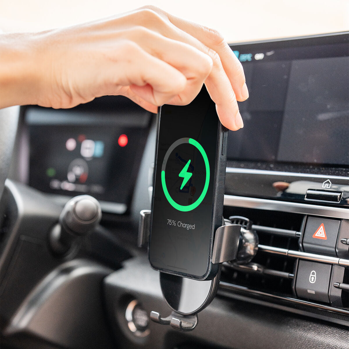 Gripzo Wireless Car Mount — Charge & Drive